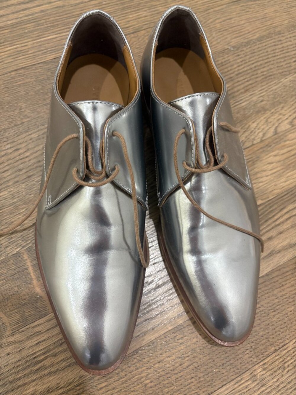 Everlane Women’s Metallic Silver Lace-Up Oxford Shoes – Never Worn